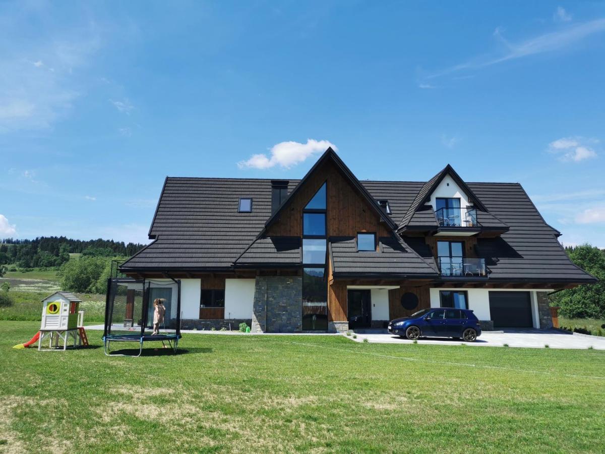 Hill House Apartamenty ビャウカ エクステリア 写真