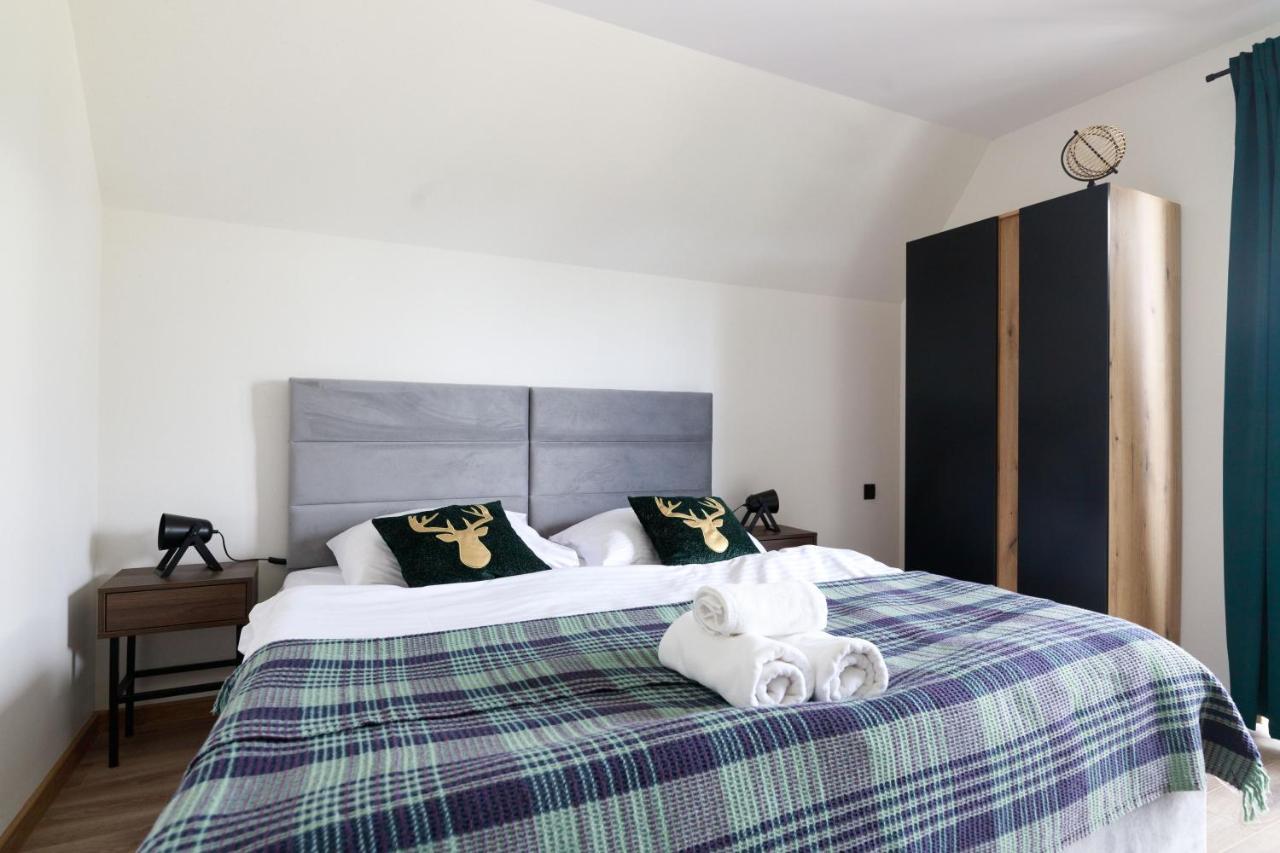 Hill House Apartamenty ビャウカ エクステリア 写真