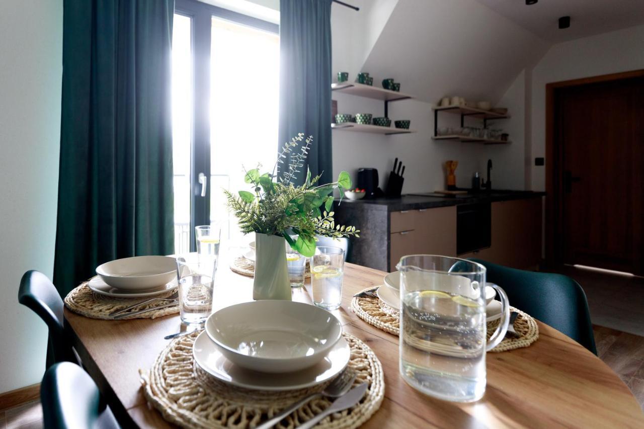 Hill House Apartamenty ビャウカ エクステリア 写真